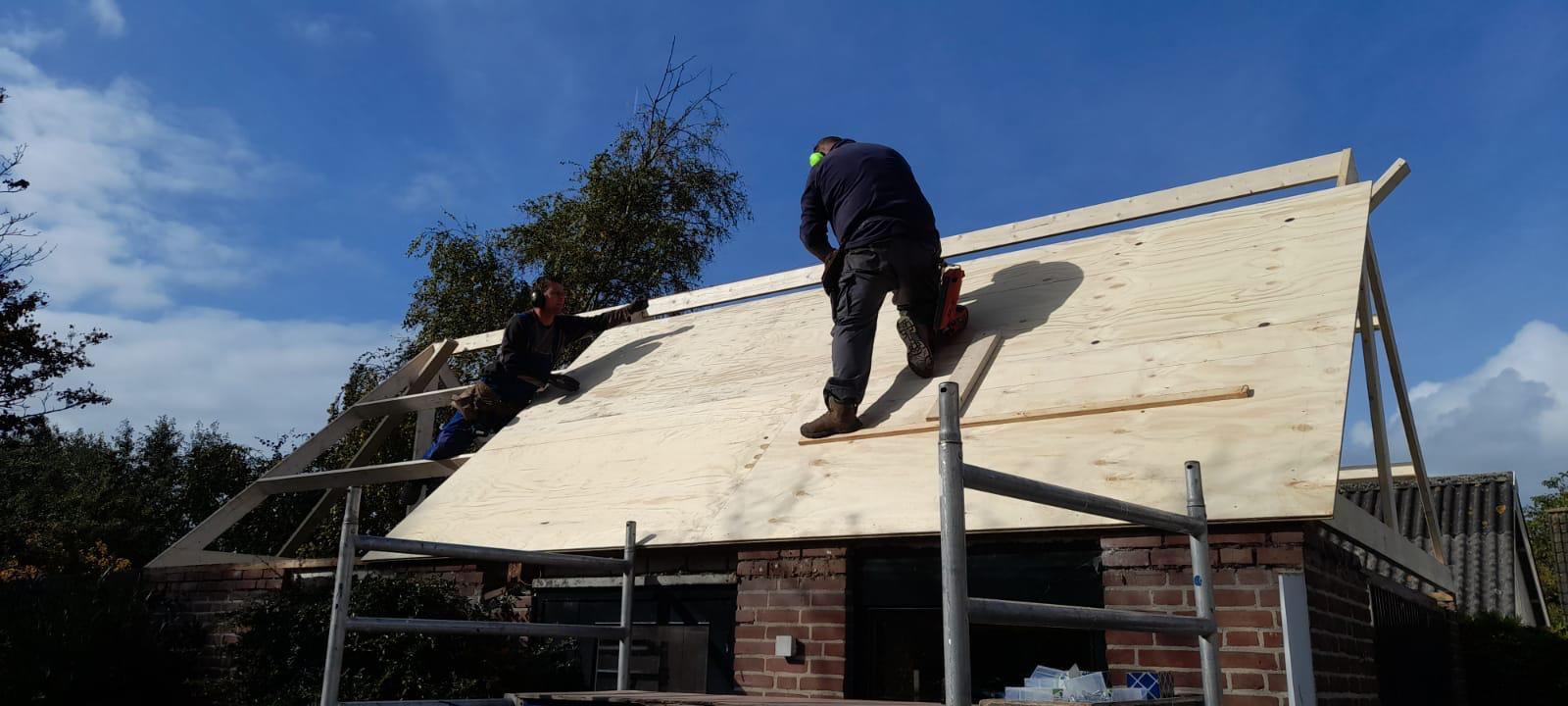 dakdekker Roelofarendsveen